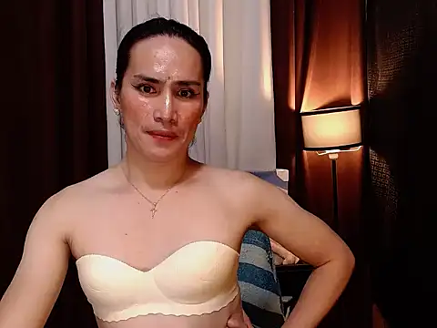 HornyKerujieTrans Шоу с уебкамера