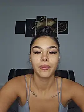 Crissdesire Webcam show