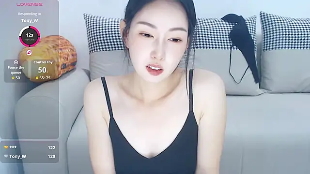 anan_882 Adlı Modelin Canlı XXX Sohbeti