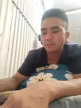 Show modela Tinh_love na web-kameri
