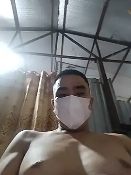 Tinh_love webkamerás műsora