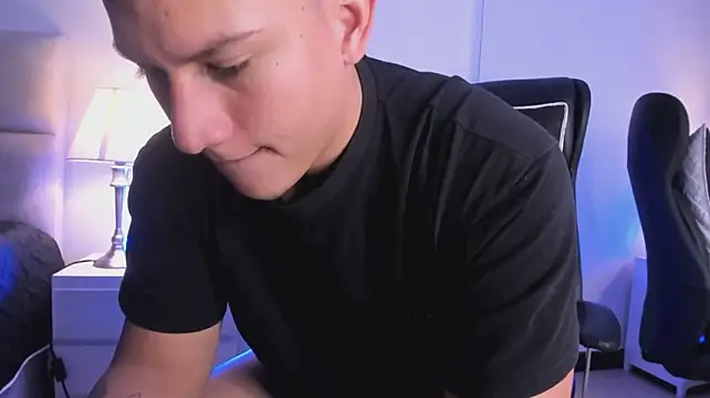 Chriss_Diamondのウェブカメラショー