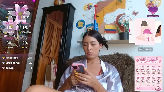 ivanna_dl's Live XXX Chat