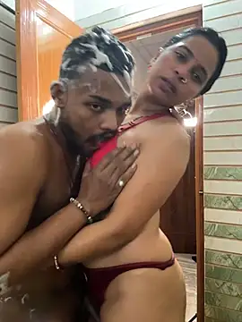 Pokazy przed kamerką – Sexy_Horny_Couple