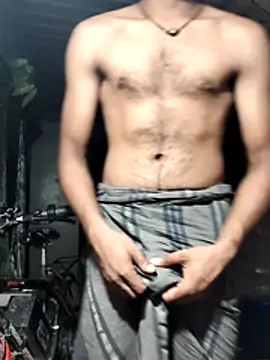 luck00y Show in webcam