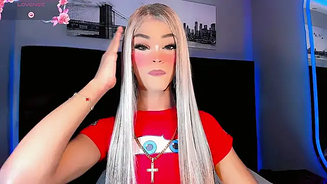 Kornylovee 网络视讯表演