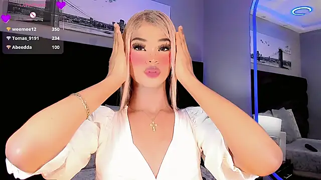 Show de Kornylovee na webcam
