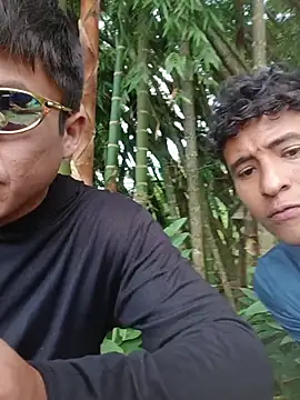 TwoMuchFun11n Webbikameraesitys