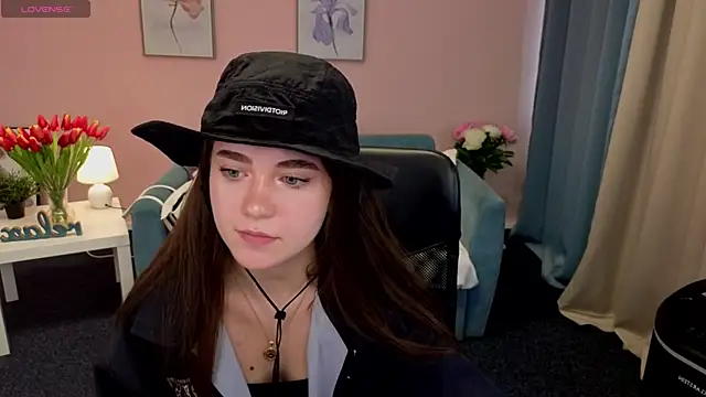 SunnyBloss webcam show