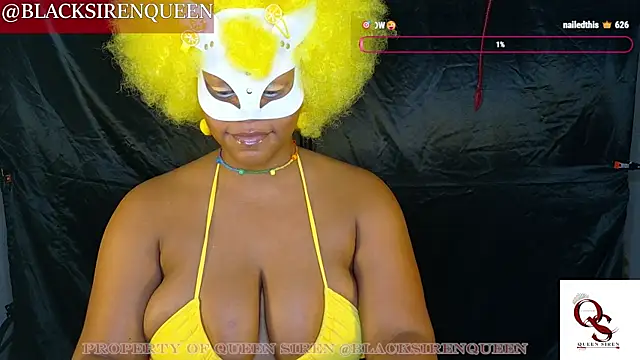 BlackSirenQueen Show in webcam