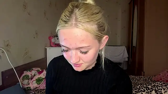 Sophia_BlondeのライブXXXチャット