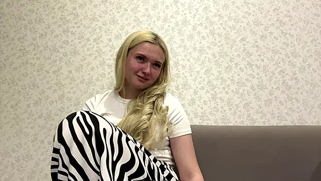 ห้องแชทสดของ Sophia_Blonde