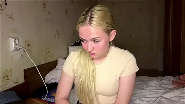 Sophia_Blonde Chat XXX in diretta