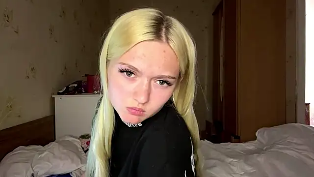 Sophia_Blonde Obrolan Langsung XXX