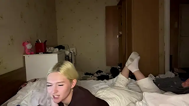 Sophia_Blonde Chat XXX in diretta