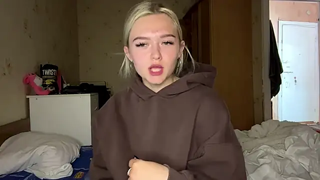 Sophia_Blonde Obrolan Langsung XXX