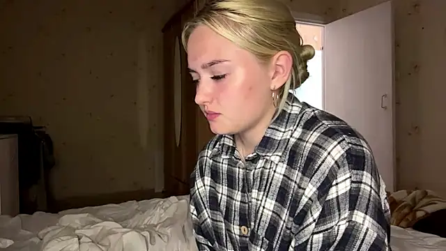Sophia_Blonde's Webcam Show