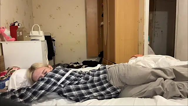 Sophia_Blonde: απευθείας συνομιλία ΧΧΧ