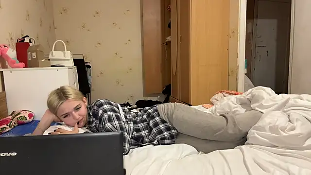 Sophia_Blonde Live XXX-Chat