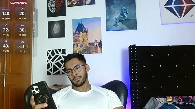 הופעת וובקאם של romanpearce_