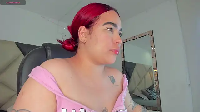 AfroditaVega_のライブXXXチャット