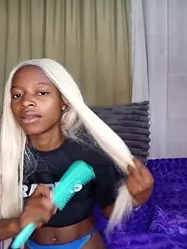 SexyPetite_22's Webcam Show