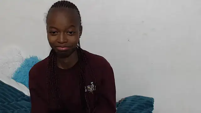 SexyPetite_22 – webcam-show
