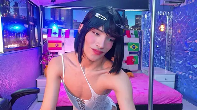 AlecciaNova Webcam Show