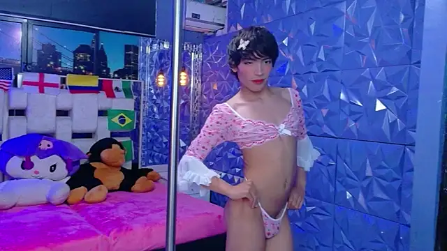 AlecciaNova – webcam-show