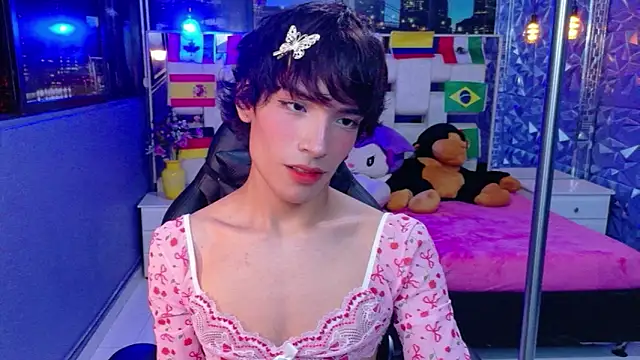 AlecciaNova Webcamshow