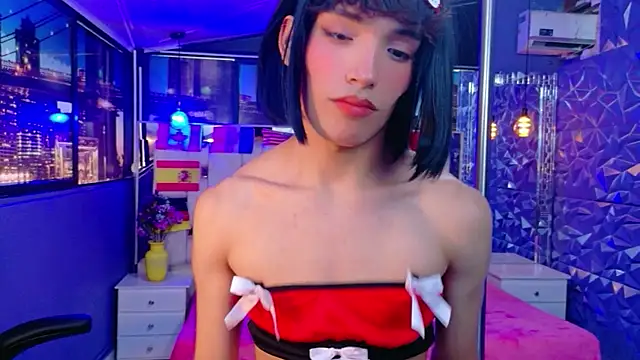 Show modela AlecciaNova na web-kameri