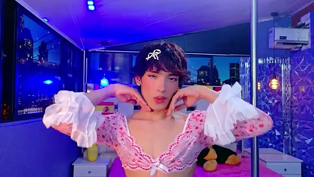 AlecciaNova Webcam-Show