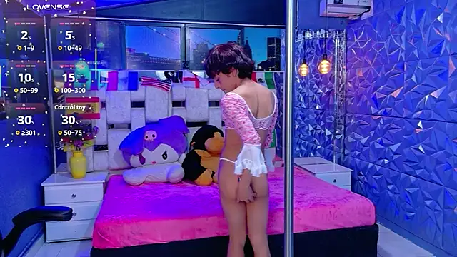 AlecciaNova Webcam show