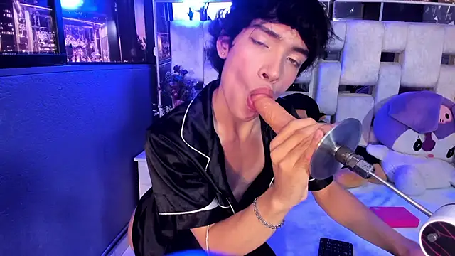 isaac_nova's Webcam Show