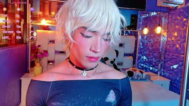 isaac_nova Show in webcam
