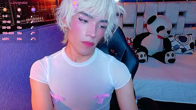 isaac_nova Show in webcam