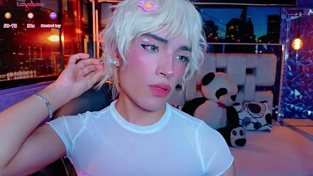 isaac_nova Webcam-Show