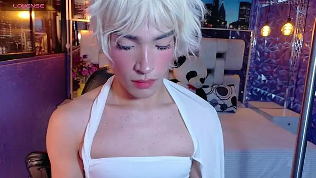 isaac_nova Webcam show