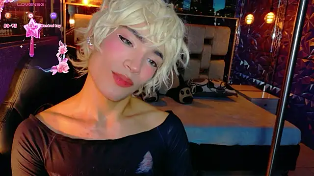 isaac_nova Pertunjukan Webcam