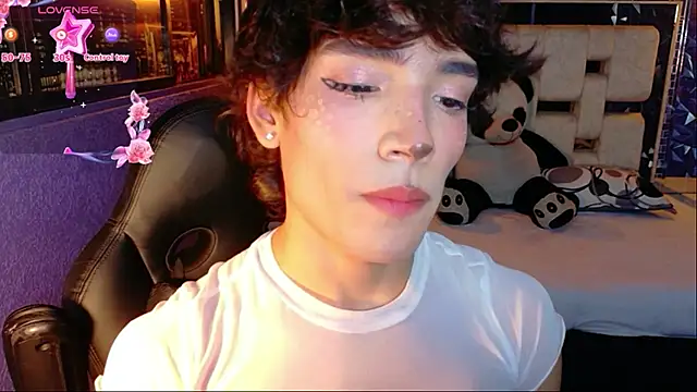 isaac_nova Webcam show
