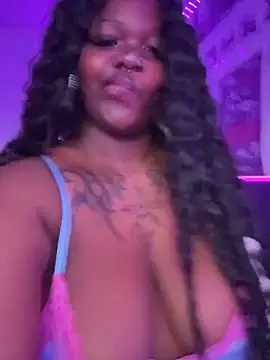Nyla_xox Show in webcam