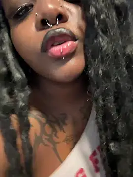 nylabbyugh Chat XXX in diretta