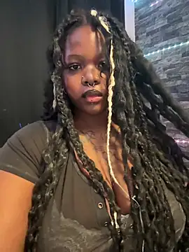 nylabbyugh – Live XXX-chat