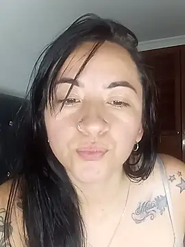 צ'אט XXX בשידור חי של kimberly_peter