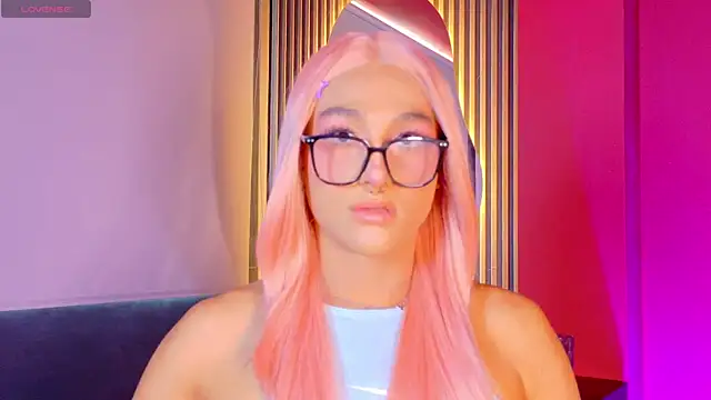 Mikavelvet08 Webcam Show