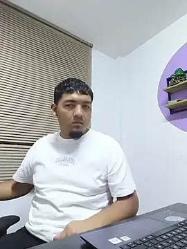 Itsdavidxxx's Live XXX Chat