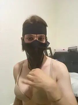 Ashwak_trans Webcamshow