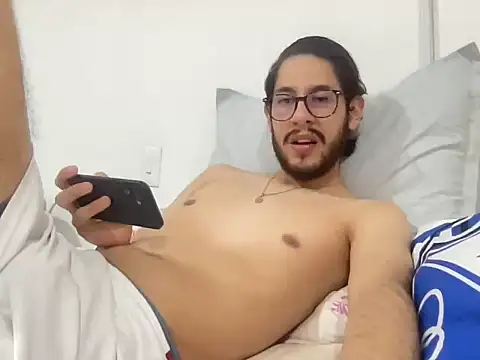 Webkamerová show HornyPizzaBoyX