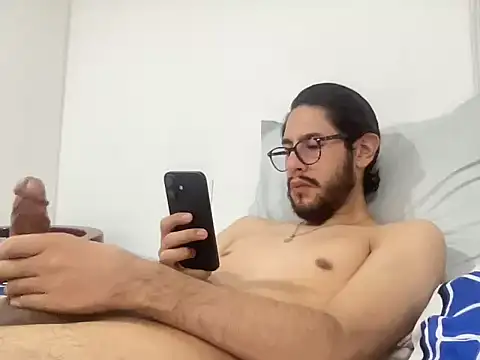 Show modela HornyPizzaBoyX na web-kameri