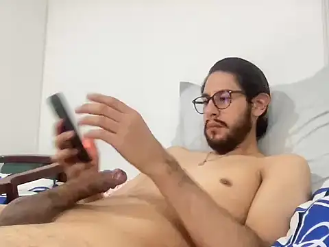 HornyPizzaBoyX Webcamshow